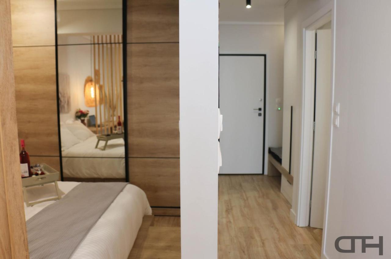 Luxury 80M2 Apartment With Balcony Downtown เทสซาโลนิกิ ภายนอก รูปภาพ