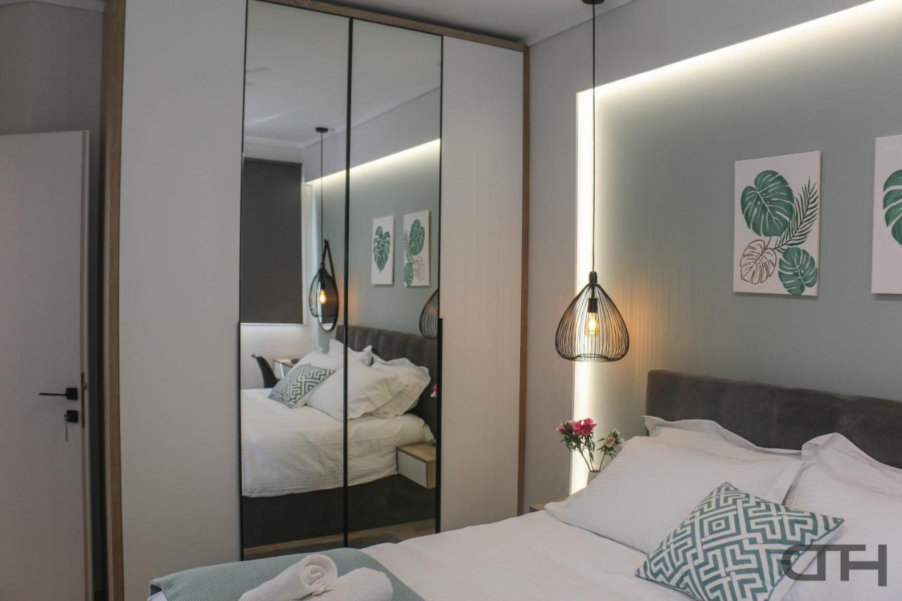 Luxury 80M2 Apartment With Balcony Downtown เทสซาโลนิกิ ภายนอก รูปภาพ