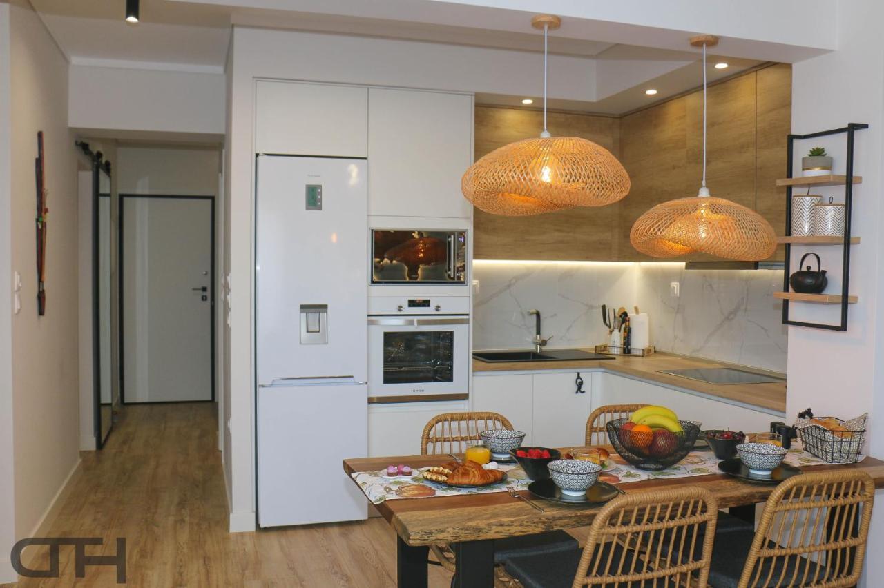 Luxury 80M2 Apartment With Balcony Downtown เทสซาโลนิกิ ภายนอก รูปภาพ
