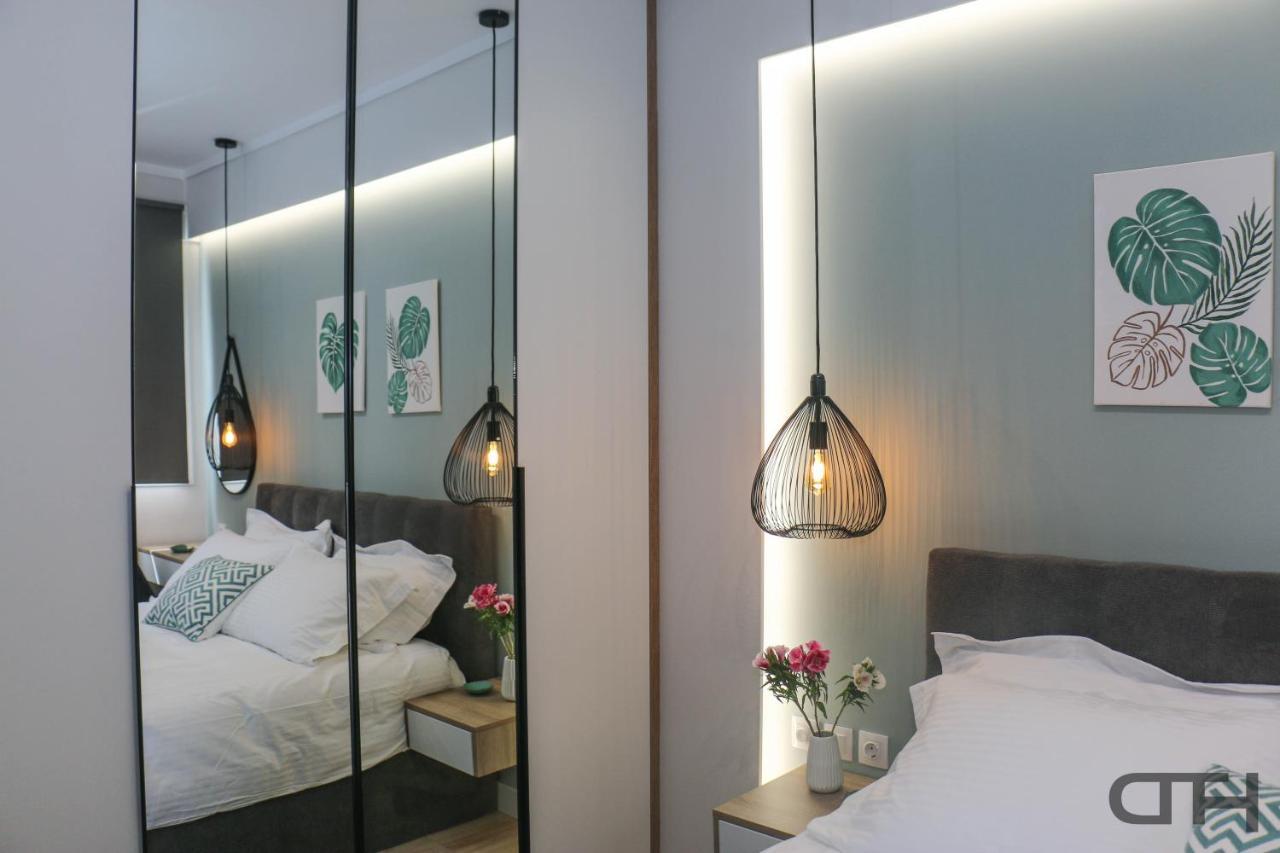 Luxury 80M2 Apartment With Balcony Downtown เทสซาโลนิกิ ภายนอก รูปภาพ