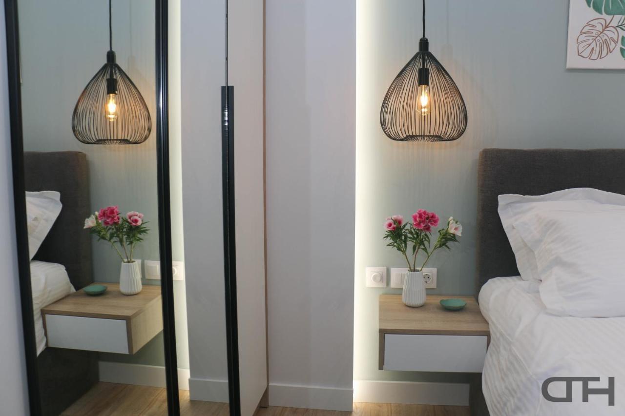 Luxury 80M2 Apartment With Balcony Downtown เทสซาโลนิกิ ภายนอก รูปภาพ